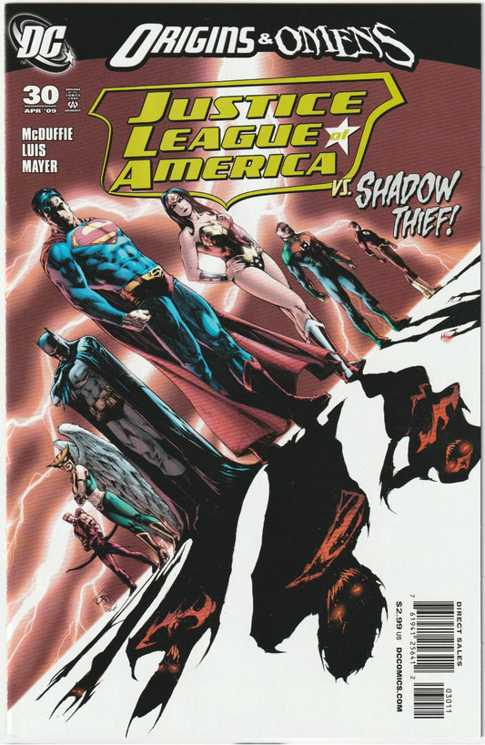 Justice League of America (2006) #30
Face the ultimate threat in Justice League of America (2006) #30, a collector’s standout loaded with investment promise! Released in February 2009, this issue concludes the Starbreaker saga, with the League and Shadow Cabinet uniting for survival. McDuffie and Benes deliver a blockbuster finish.
Investment Potential & Market Value Highlights: Finale JLA #30 shines in a $17.69 billion market (2025). Mid-grade copies hit $15-$25, slabs $50-$80+. Its climactic team-up fuels