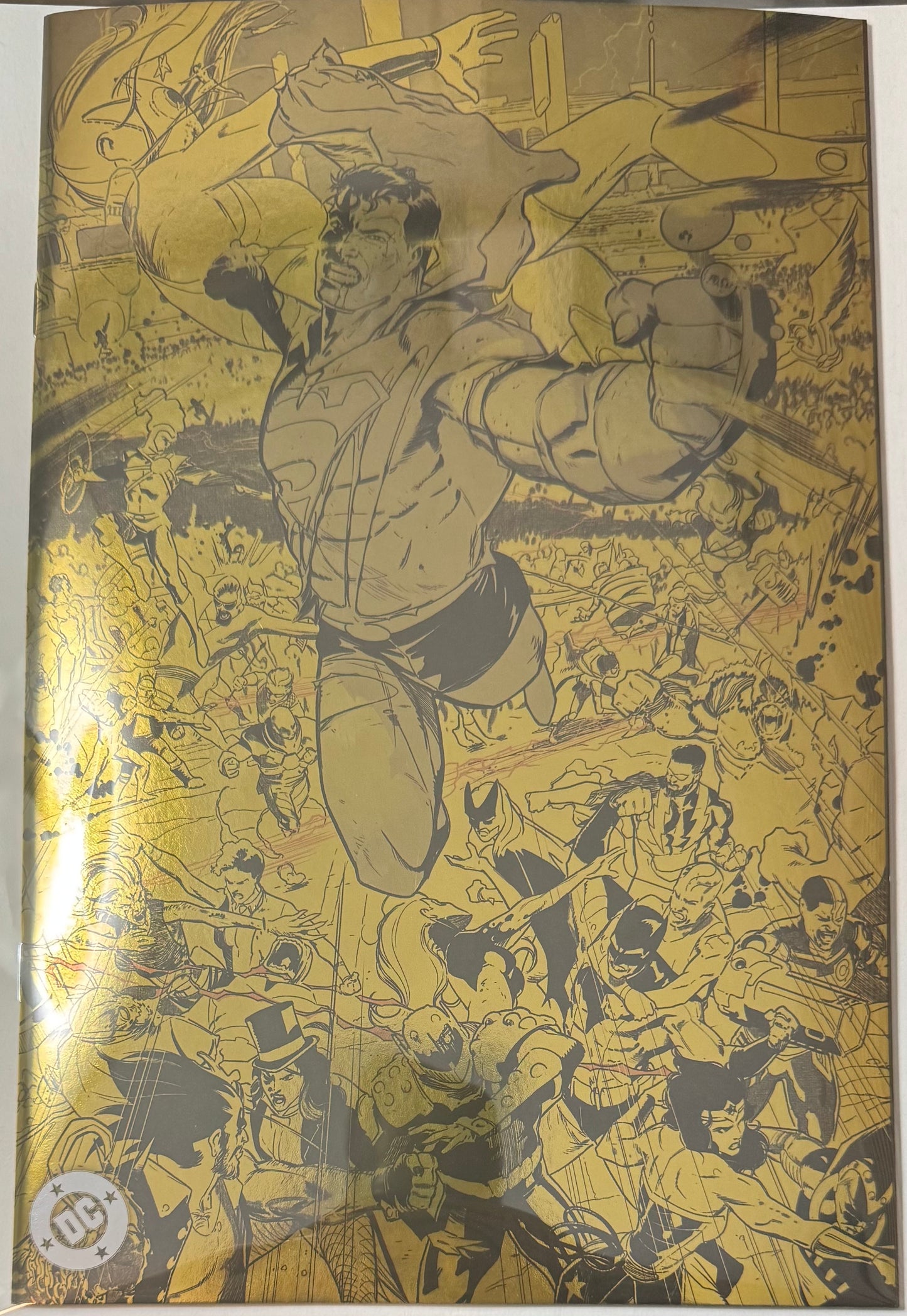 1:250 - DC K.O. #1 (OF 5) 1:250 Blind Bag Incentive Javier Fernandez Gold Foil (1st Print - DC Comics 2025) [SIGNED BY SCOTT SNYDER]